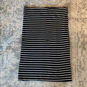 Stretch Pencil Skirt